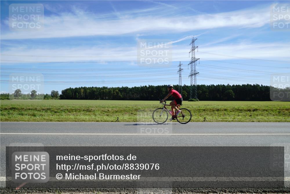 07.09.2025 - 19. Norderstedt Triathlon Michael Burmester http://msf.ph/oto/8839076 07.09.2025 12:10:53 Radfahren  meine-sportfotos.de