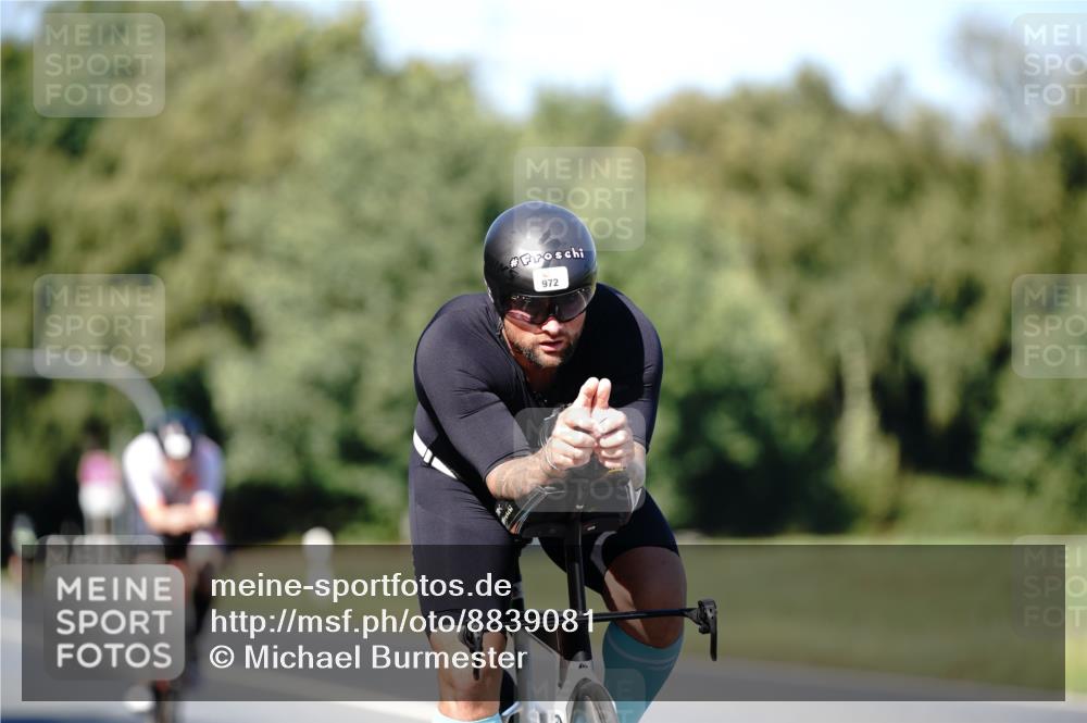 07.09.2025 - 19. Norderstedt Triathlon Michael Burmester http://msf.ph/oto/8839081 07.09.2025 14:38:00 Radfahren 399, 972, 993, 1401, 1422 meine-sportfotos.de