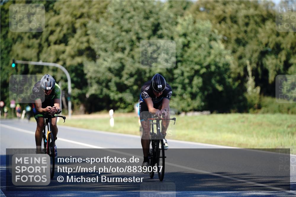 07.09.2025 - 19. Norderstedt Triathlon Michael Burmester http://msf.ph/oto/8839097 07.09.2025 14:38:19 Radfahren 900, 1484 meine-sportfotos.de