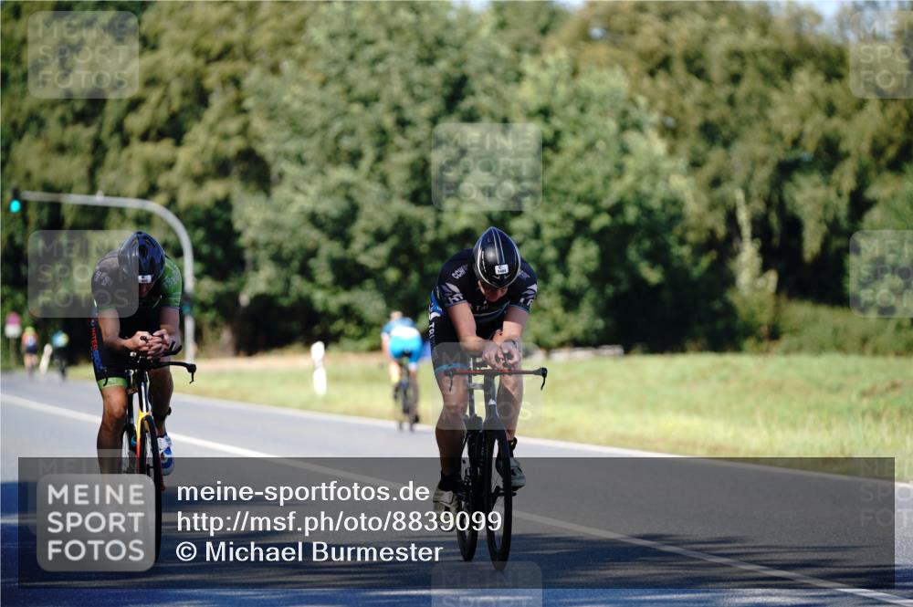 07.09.2025 - 19. Norderstedt Triathlon Michael Burmester http://msf.ph/oto/8839099 07.09.2025 14:38:19 Radfahren 900, 1484 meine-sportfotos.de