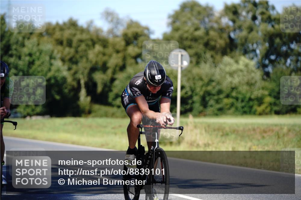 07.09.2025 - 19. Norderstedt Triathlon Michael Burmester http://msf.ph/oto/8839101 07.09.2025 14:38:20 Radfahren 900, 1484 meine-sportfotos.de
