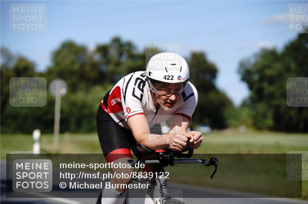 07.09.2025 - 19. Norderstedt Triathlon Michael Burmester http://msf.ph/oto/8839122 07.09.2025 14:38:32 Radfahren 422, 476, 877 meine-sportfotos.de