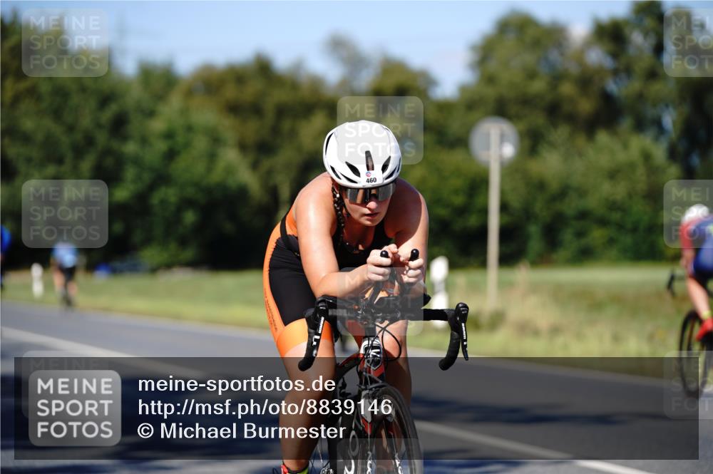 07.09.2025 - 19. Norderstedt Triathlon Michael Burmester http://msf.ph/oto/8839146 07.09.2025 14:38:43 Radfahren 450, 460, 1008, 1404, 1507 meine-sportfotos.de