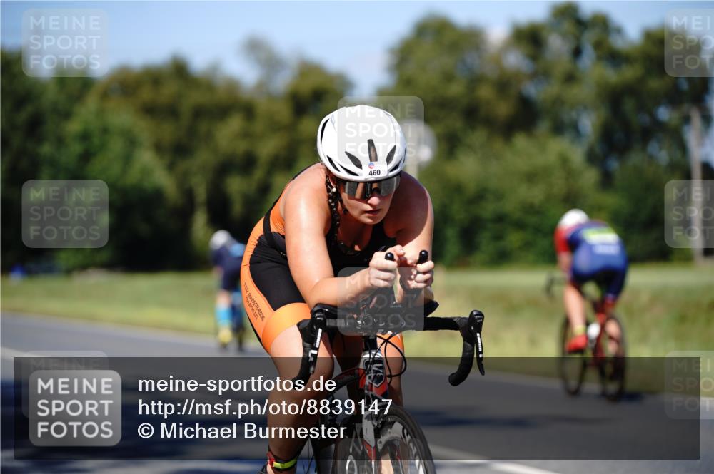 07.09.2025 - 19. Norderstedt Triathlon Michael Burmester http://msf.ph/oto/8839147 07.09.2025 14:38:43 Radfahren 450, 460, 1008, 1404, 1507 meine-sportfotos.de