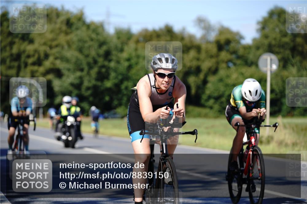 07.09.2025 - 19. Norderstedt Triathlon Michael Burmester http://msf.ph/oto/8839150 07.09.2025 14:38:45 Radfahren 450, 460, 1008, 1507 meine-sportfotos.de