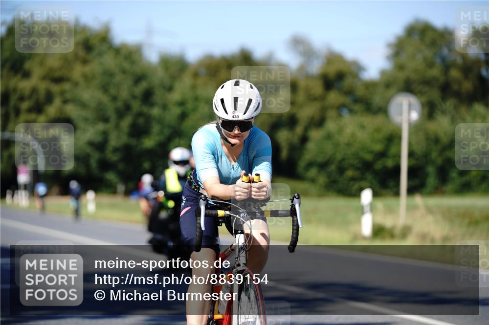 07.09.2025 - 19. Norderstedt Triathlon Michael Burmester http://msf.ph/oto/8839154 07.09.2025 14:38:47 Radfahren 365, 450, 1008, 1507 meine-sportfotos.de