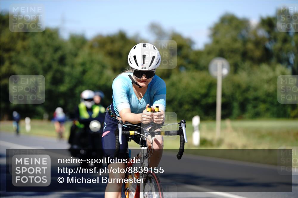 07.09.2025 - 19. Norderstedt Triathlon Michael Burmester http://msf.ph/oto/8839155 07.09.2025 14:38:47 Radfahren 365, 450, 1008, 1507 meine-sportfotos.de