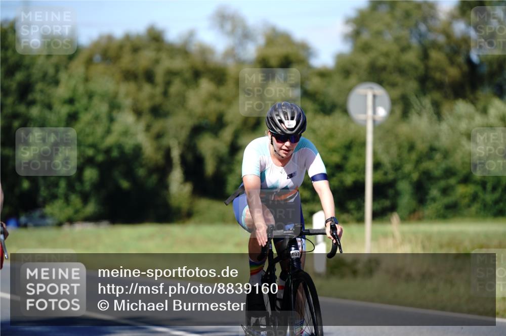 07.09.2025 - 19. Norderstedt Triathlon Michael Burmester http://msf.ph/oto/8839160 07.09.2025 14:38:55 Radfahren 407, 1466 meine-sportfotos.de