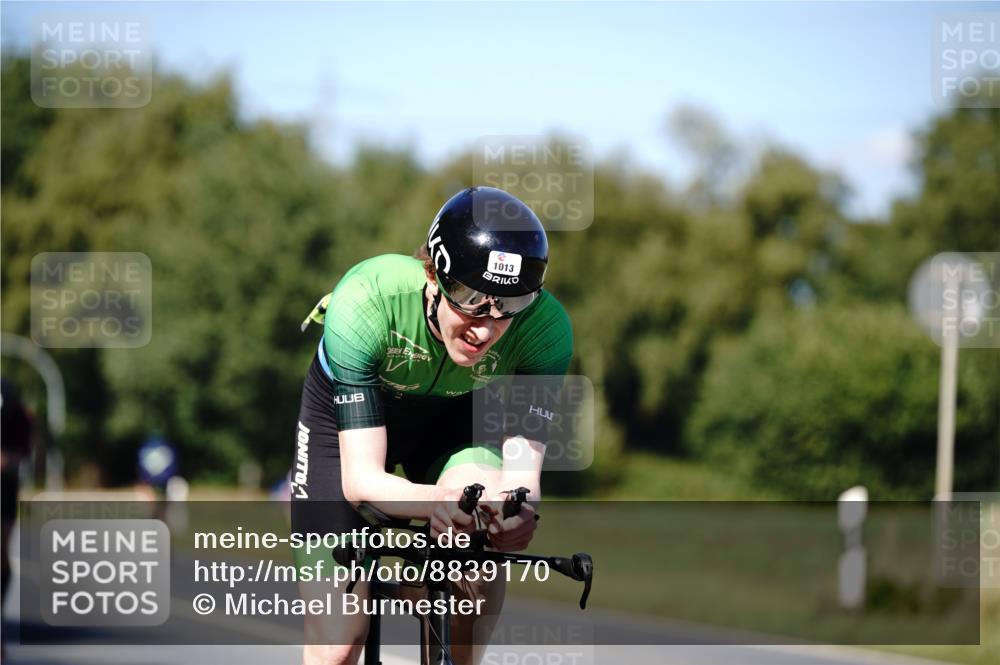 07.09.2025 - 19. Norderstedt Triathlon Michael Burmester http://msf.ph/oto/8839170 07.09.2025 14:39:12 Radfahren 393, 981, 1013 meine-sportfotos.de