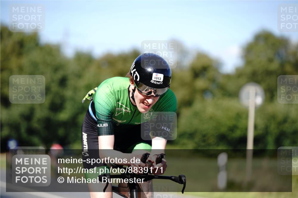 07.09.2025 - 19. Norderstedt Triathlon Michael Burmester http://msf.ph/oto/8839171 07.09.2025 14:39:12 Radfahren 393, 981, 1013 meine-sportfotos.de