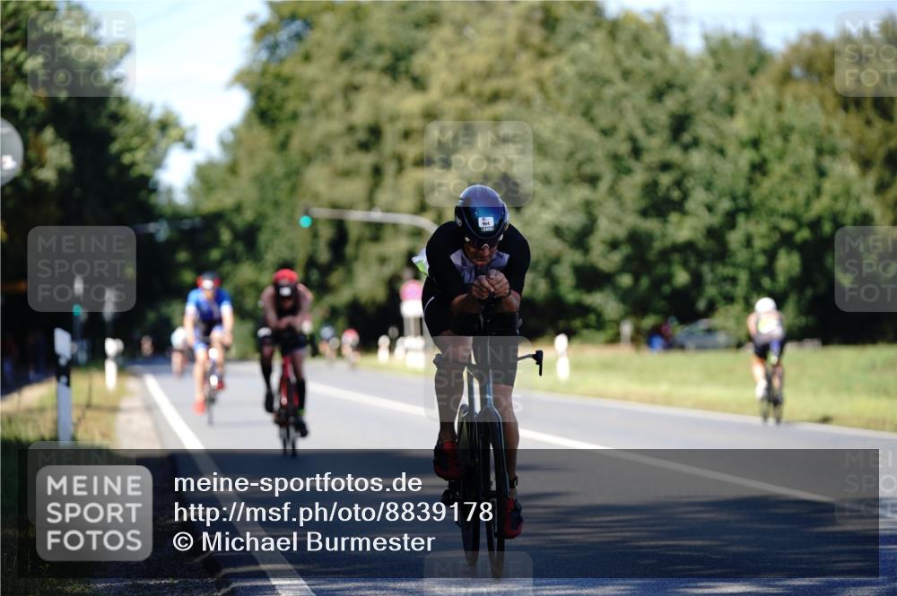 07.09.2025 - 19. Norderstedt Triathlon Michael Burmester http://msf.ph/oto/8839178 07.09.2025 14:39:21 Radfahren 964, 1027 meine-sportfotos.de