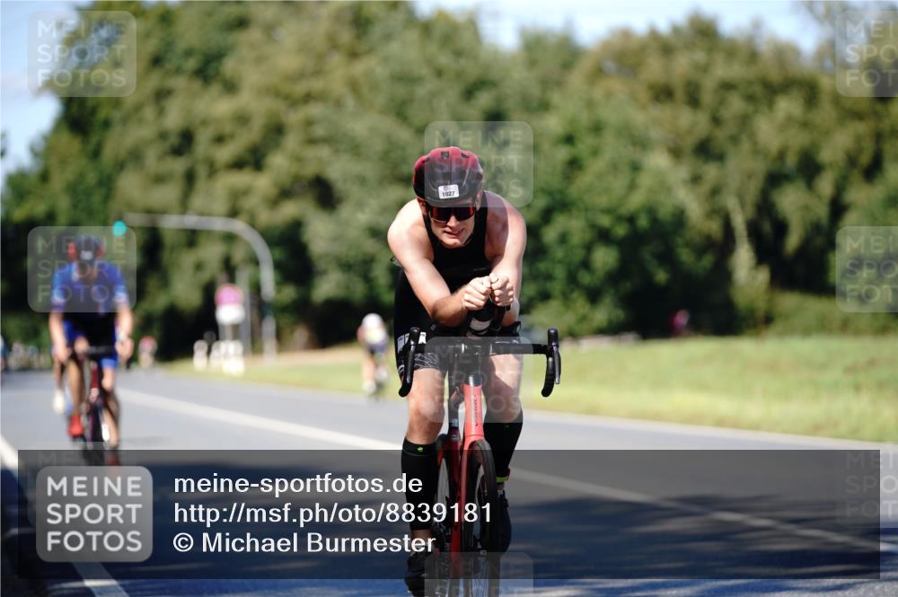 07.09.2025 - 19. Norderstedt Triathlon Michael Burmester http://msf.ph/oto/8839181 07.09.2025 14:39:24 Radfahren 964, 1009, 1027, 1040 meine-sportfotos.de