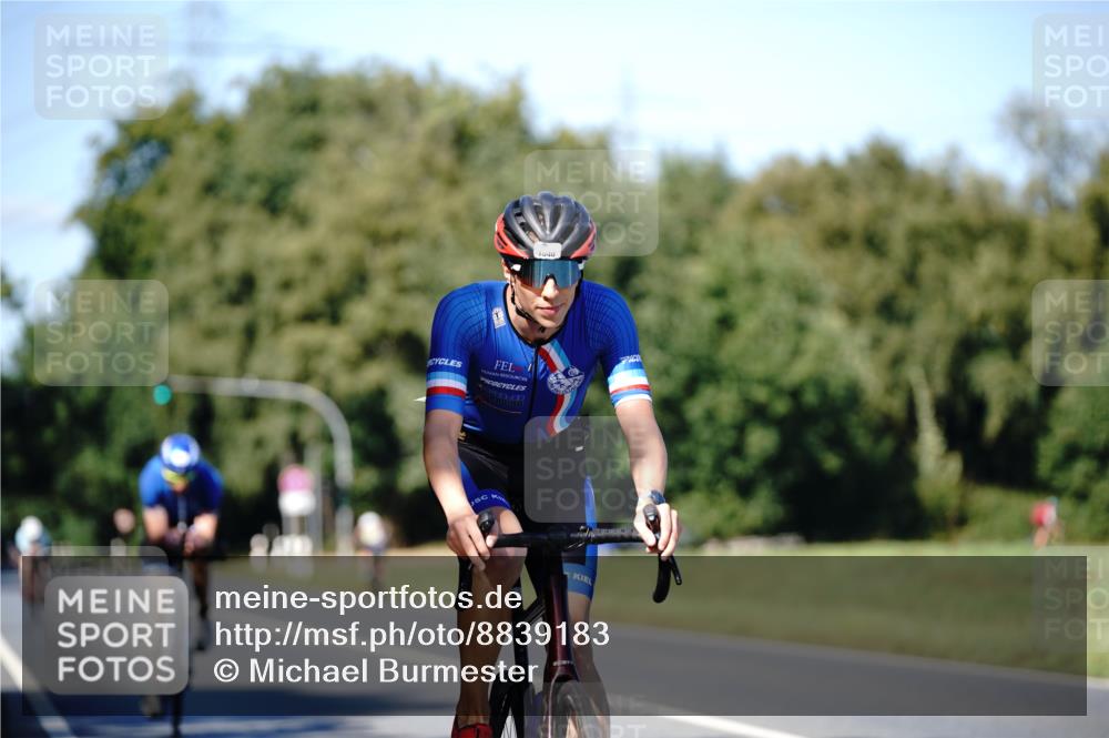 07.09.2025 - 19. Norderstedt Triathlon Michael Burmester http://msf.ph/oto/8839183 07.09.2025 14:39:25 Radfahren 964, 1009, 1027, 1040 meine-sportfotos.de