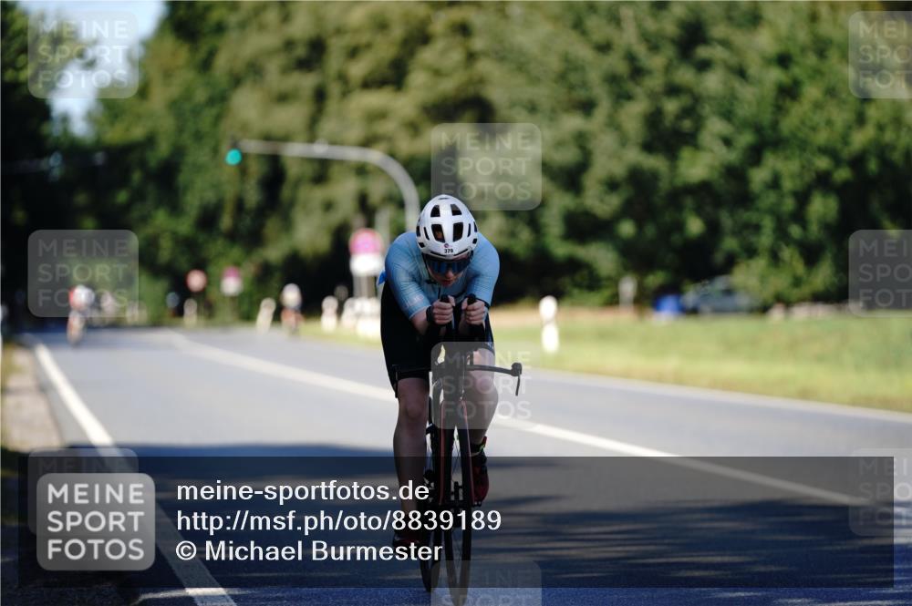 07.09.2025 - 19. Norderstedt Triathlon Michael Burmester http://msf.ph/oto/8839189 07.09.2025 14:39:31 Radfahren 379 meine-sportfotos.de