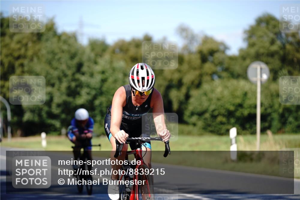07.09.2025 - 19. Norderstedt Triathlon Michael Burmester http://msf.ph/oto/8839215 07.09.2025 14:39:57 Radfahren 428, 478, 1031, 1486 meine-sportfotos.de