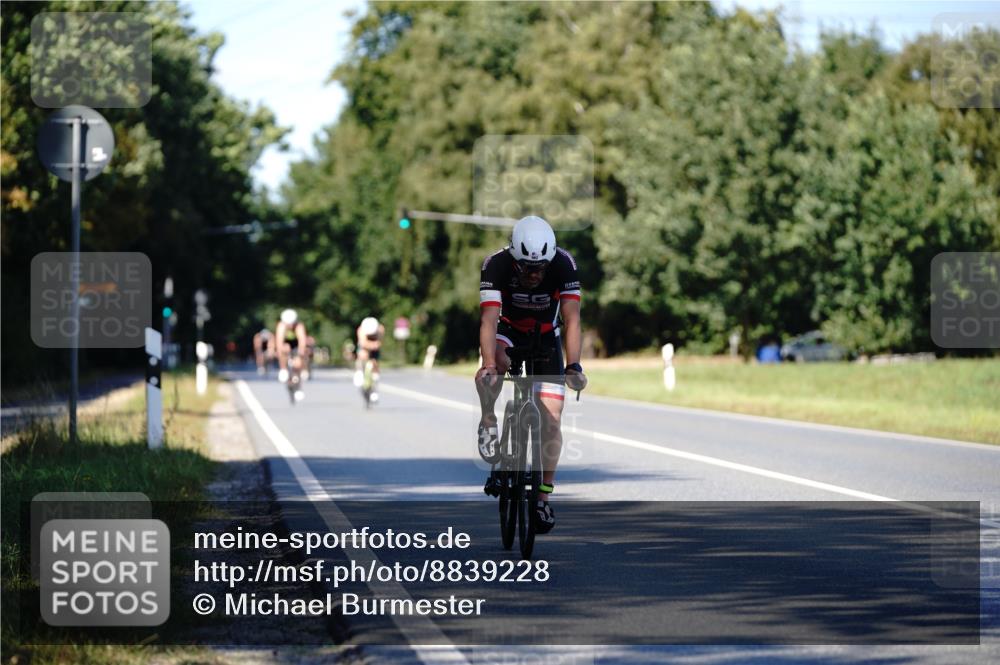07.09.2025 - 19. Norderstedt Triathlon Michael Burmester http://msf.ph/oto/8839228 07.09.2025 14:40:01 Radfahren 428, 478, 982, 1486 meine-sportfotos.de