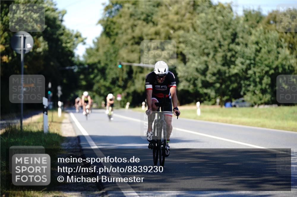 07.09.2025 - 19. Norderstedt Triathlon Michael Burmester http://msf.ph/oto/8839230 07.09.2025 14:40:01 Radfahren 428, 478, 982, 1486 meine-sportfotos.de