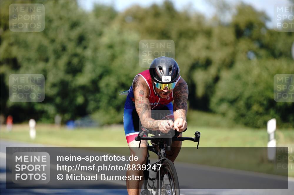 07.09.2025 - 19. Norderstedt Triathlon Michael Burmester http://msf.ph/oto/8839247 07.09.2025 14:40:13 Radfahren 1020, 1416 meine-sportfotos.de