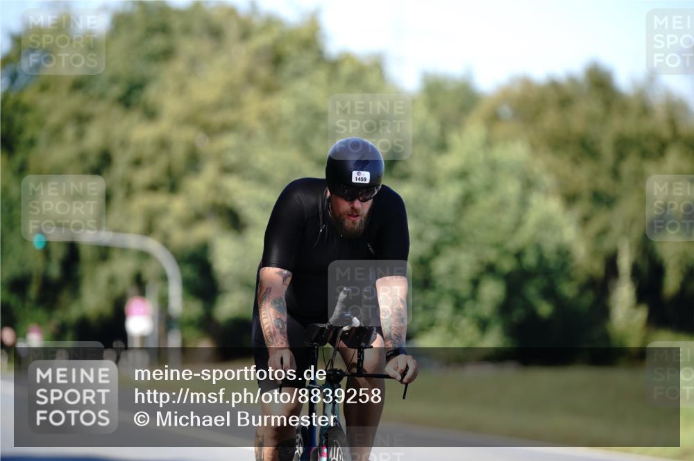 07.09.2025 - 19. Norderstedt Triathlon Michael Burmester http://msf.ph/oto/8839258 07.09.2025 14:40:20 Radfahren 1459 meine-sportfotos.de