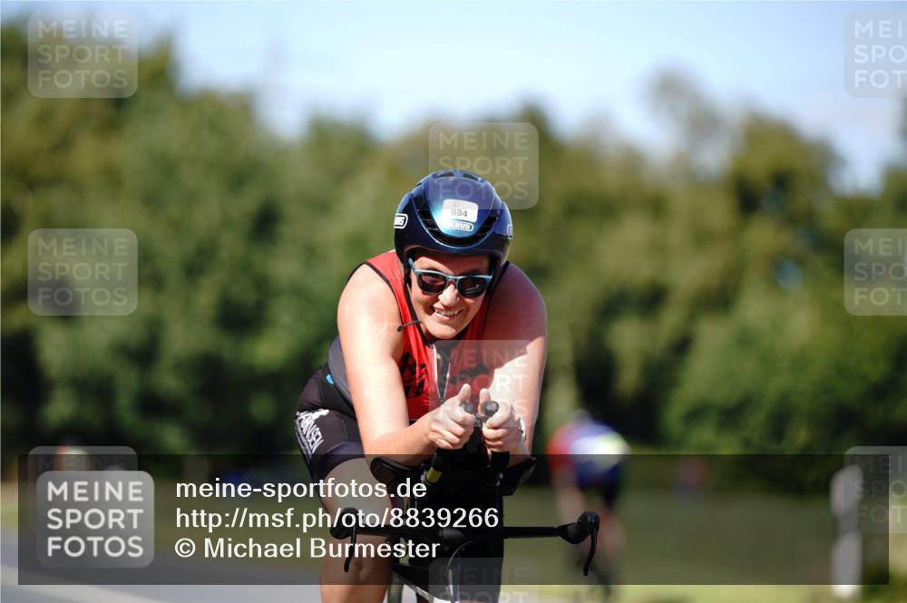 07.09.2025 - 19. Norderstedt Triathlon Michael Burmester http://msf.ph/oto/8839266 07.09.2025 14:40:30 Radfahren 884 meine-sportfotos.de