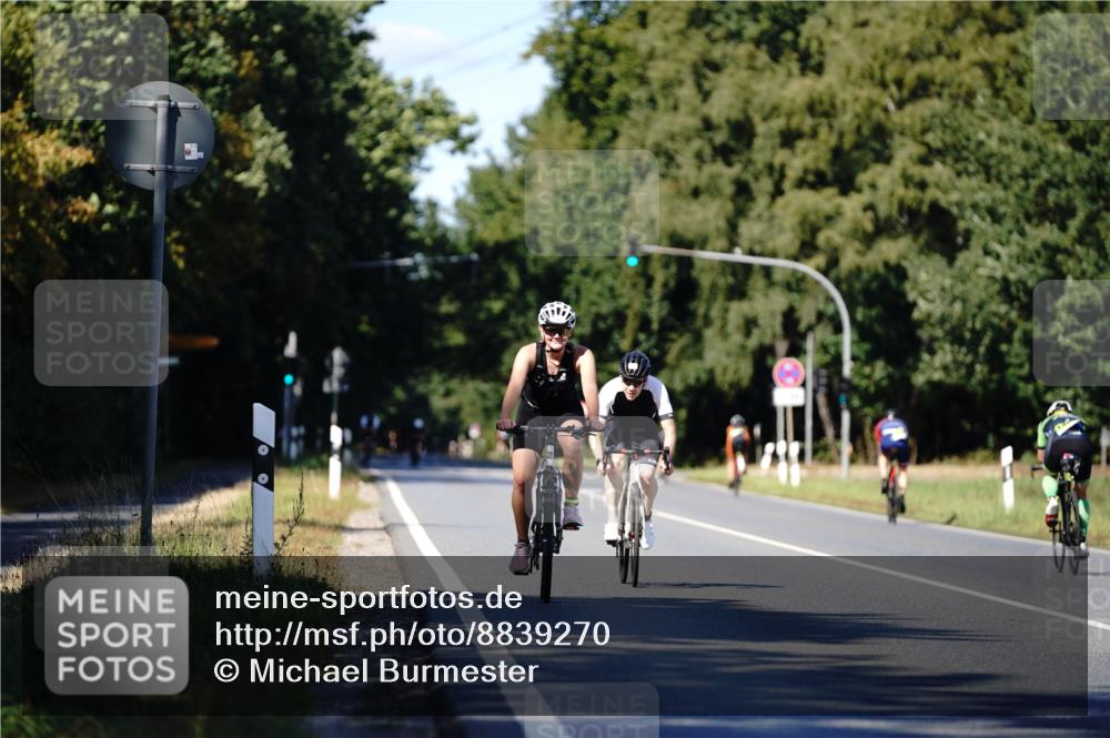 07.09.2025 - 19. Norderstedt Triathlon Michael Burmester http://msf.ph/oto/8839270 07.09.2025 14:40:35 Radfahren 420 meine-sportfotos.de