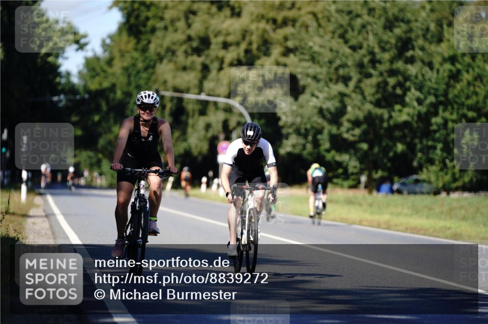 07.09.2025 - 19. Norderstedt Triathlon Michael Burmester http://msf.ph/oto/8839272 07.09.2025 14:40:36 Radfahren 420, 1474 meine-sportfotos.de