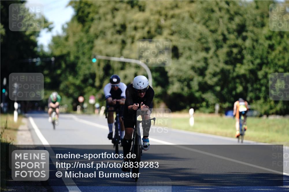 07.09.2025 - 19. Norderstedt Triathlon Michael Burmester http://msf.ph/oto/8839283 07.09.2025 14:40:50 Radfahren 364, 1414 meine-sportfotos.de