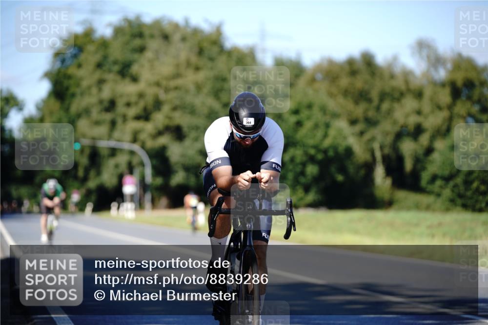 07.09.2025 - 19. Norderstedt Triathlon Michael Burmester http://msf.ph/oto/8839286 07.09.2025 14:40:52 Radfahren 364, 1414 meine-sportfotos.de