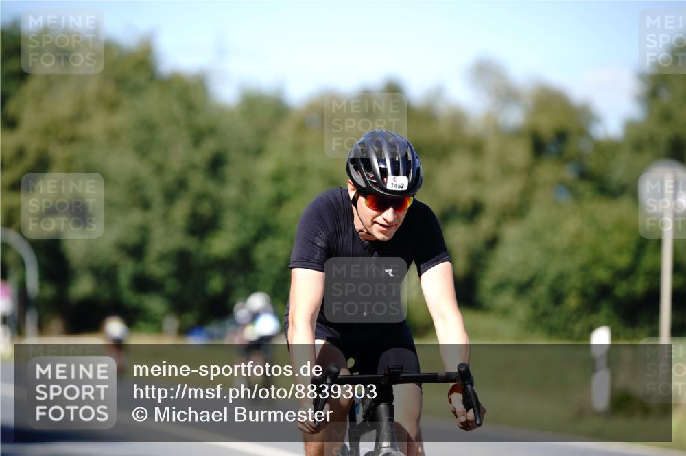 07.09.2025 - 19. Norderstedt Triathlon Michael Burmester http://msf.ph/oto/8839303 07.09.2025 14:41:09 Radfahren 474, 1462 meine-sportfotos.de