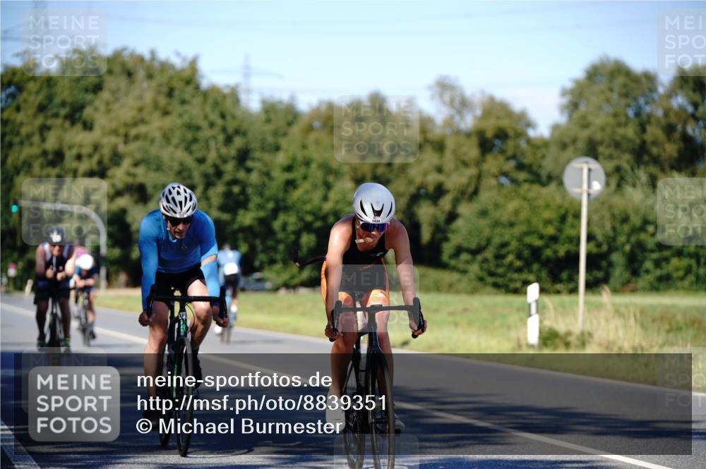 07.09.2025 - 19. Norderstedt Triathlon Michael Burmester http://msf.ph/oto/8839351 07.09.2025 14:41:28 Radfahren 373, 441, 896, 905, 963, 1434 meine-sportfotos.de