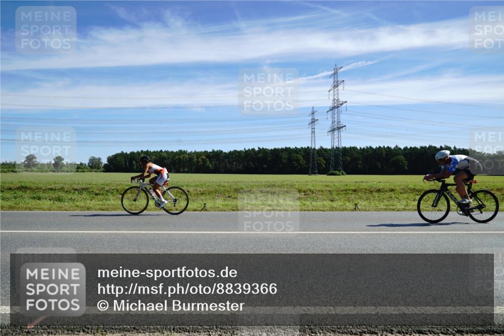 07.09.2025 - 19. Norderstedt Triathlon Michael Burmester http://msf.ph/oto/8839366 07.09.2025 12:12:26 Radfahren  meine-sportfotos.de