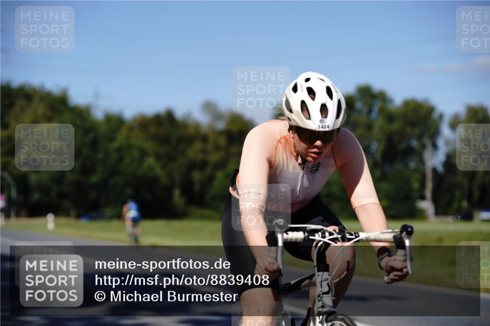 07.09.2025 - 19. Norderstedt Triathlon Michael Burmester http://msf.ph/oto/8839408 07.09.2025 14:42:02 Radfahren 427, 463, 1424, 1488 meine-sportfotos.de