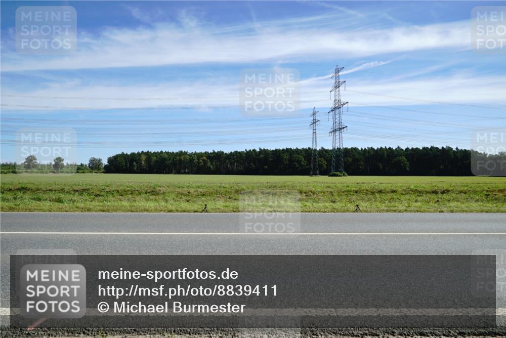 07.09.2025 - 19. Norderstedt Triathlon Michael Burmester http://msf.ph/oto/8839411 07.09.2025 12:13:00 Radfahren 292, 1343 meine-sportfotos.de