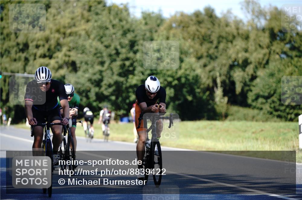 07.09.2025 - 19. Norderstedt Triathlon Michael Burmester http://msf.ph/oto/8839422 07.09.2025 14:42:17 Radfahren 411, 1000, 1491 meine-sportfotos.de