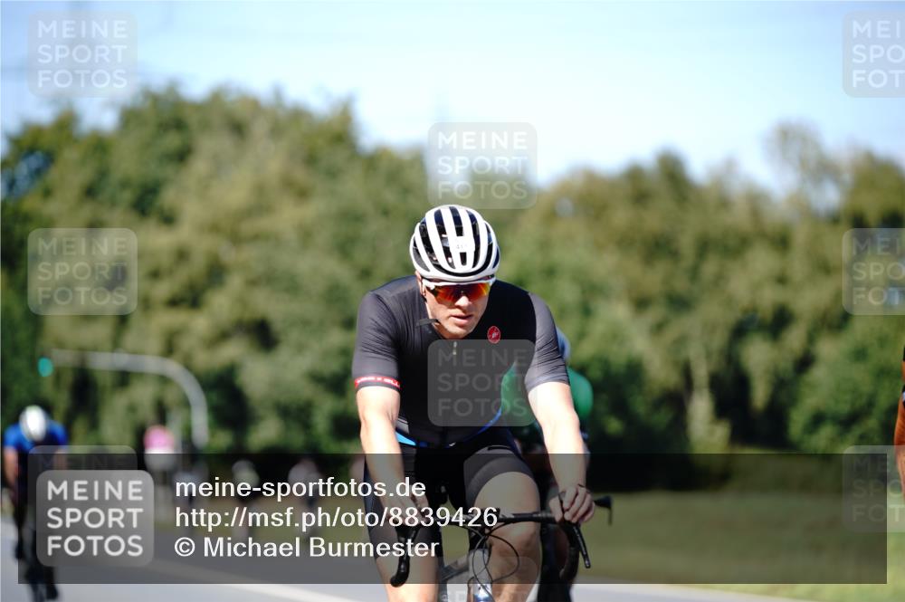 07.09.2025 - 19. Norderstedt Triathlon Michael Burmester http://msf.ph/oto/8839426 07.09.2025 14:42:17 Radfahren 411, 1000, 1491 meine-sportfotos.de