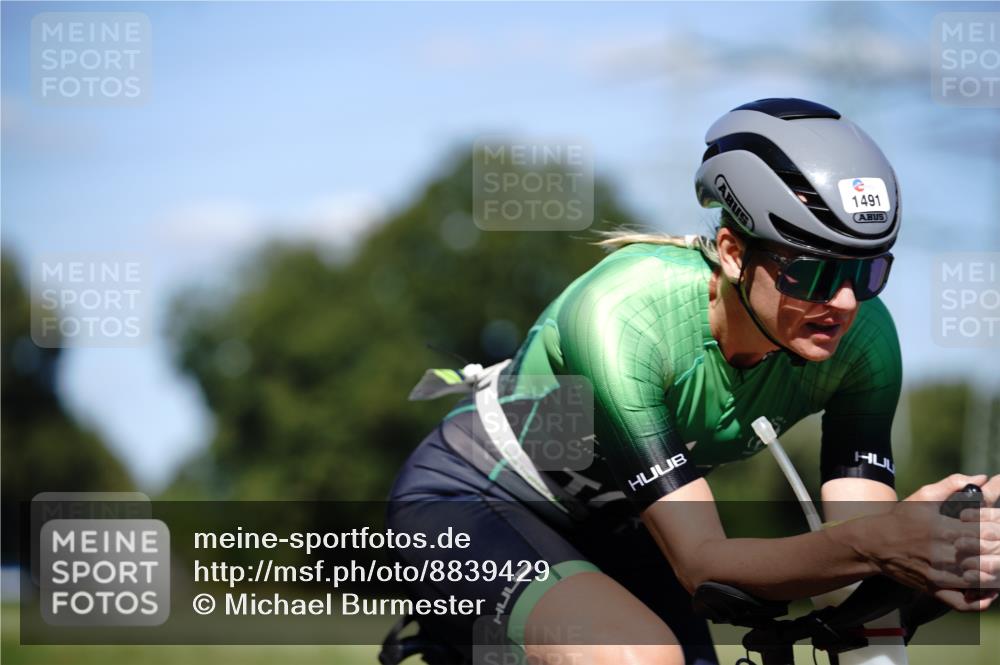 07.09.2025 - 19. Norderstedt Triathlon Michael Burmester http://msf.ph/oto/8839429 07.09.2025 14:42:19 Radfahren 411, 1000, 1491 meine-sportfotos.de