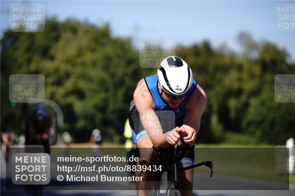 07.09.2025 - 19. Norderstedt Triathlon Michael Burmester http://msf.ph/oto/8839434 07.09.2025 14:42:32 Radfahren 984, 1010 meine-sportfotos.de