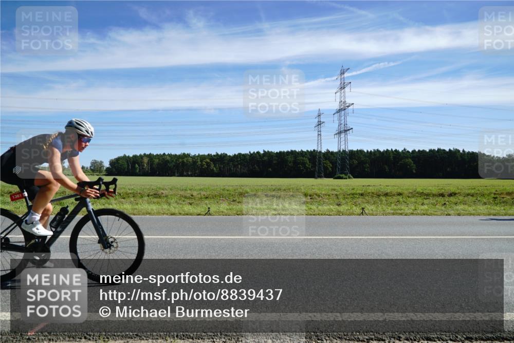 07.09.2025 - 19. Norderstedt Triathlon Michael Burmester http://msf.ph/oto/8839437 07.09.2025 12:13:12 Radfahren 1361 meine-sportfotos.de