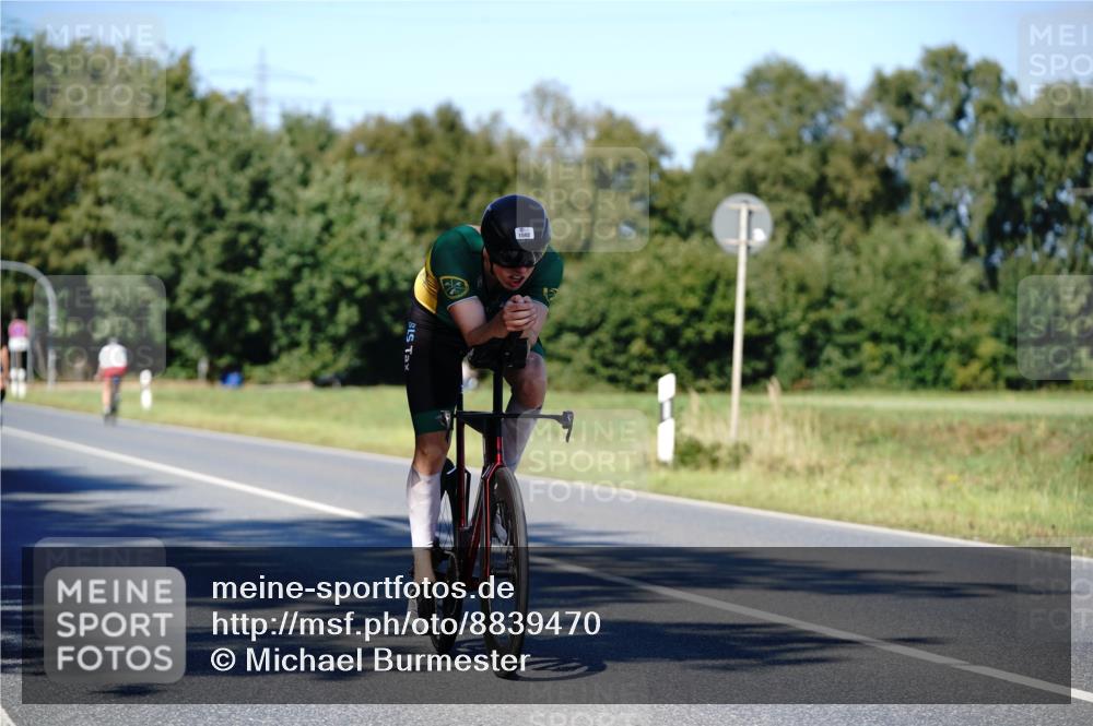 07.09.2025 - 19. Norderstedt Triathlon Michael Burmester http://msf.ph/oto/8839470 07.09.2025 14:42:54 Radfahren 1408, 1457, 1502 meine-sportfotos.de
