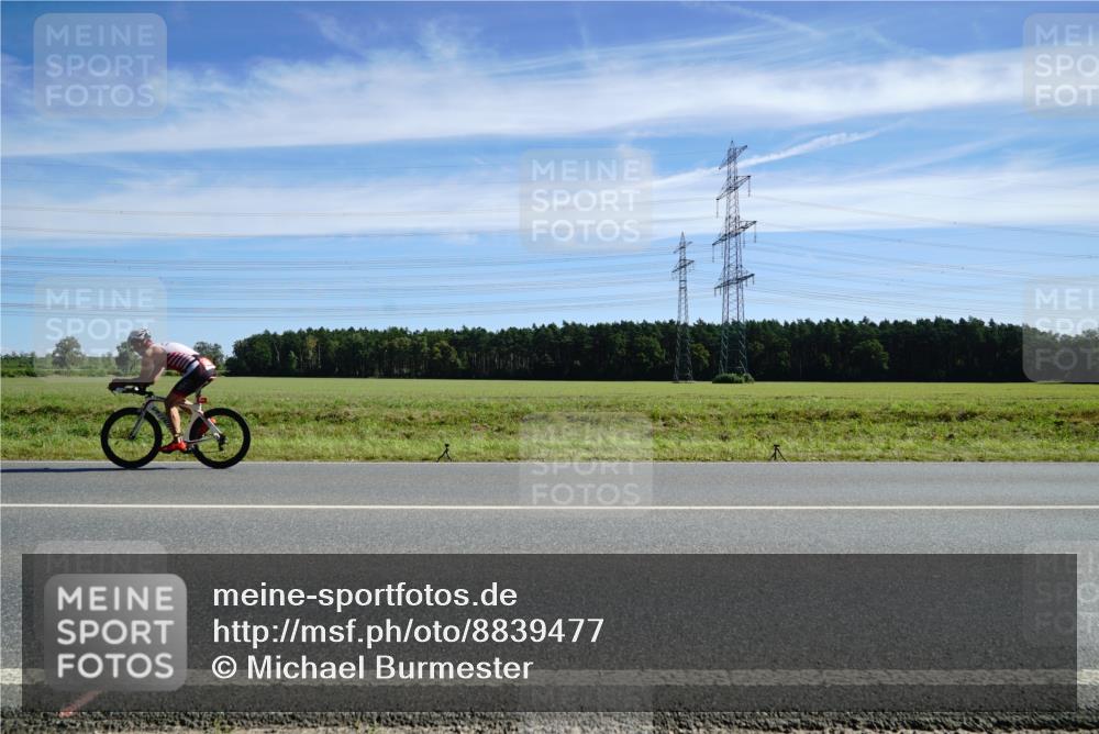 07.09.2025 - 19. Norderstedt Triathlon Michael Burmester http://msf.ph/oto/8839477 07.09.2025 12:13:37 Radfahren 898, 1286 meine-sportfotos.de