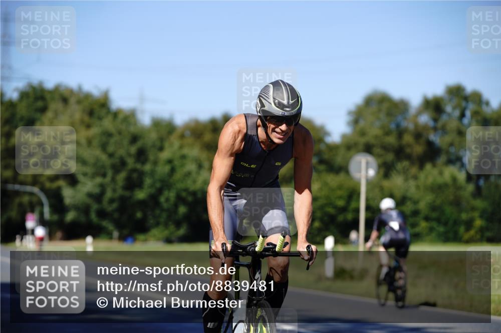 07.09.2025 - 19. Norderstedt Triathlon Michael Burmester http://msf.ph/oto/8839481 07.09.2025 14:42:56 Radfahren 1457, 1502 meine-sportfotos.de