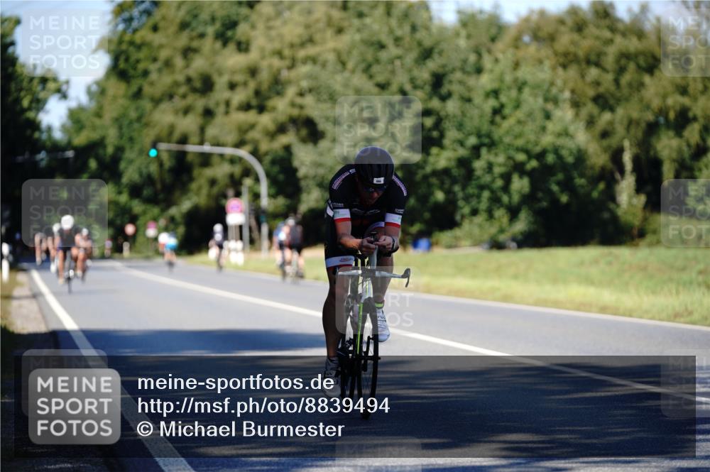 07.09.2025 - 19. Norderstedt Triathlon Michael Burmester http://msf.ph/oto/8839494 07.09.2025 14:43:08 Radfahren 986 meine-sportfotos.de