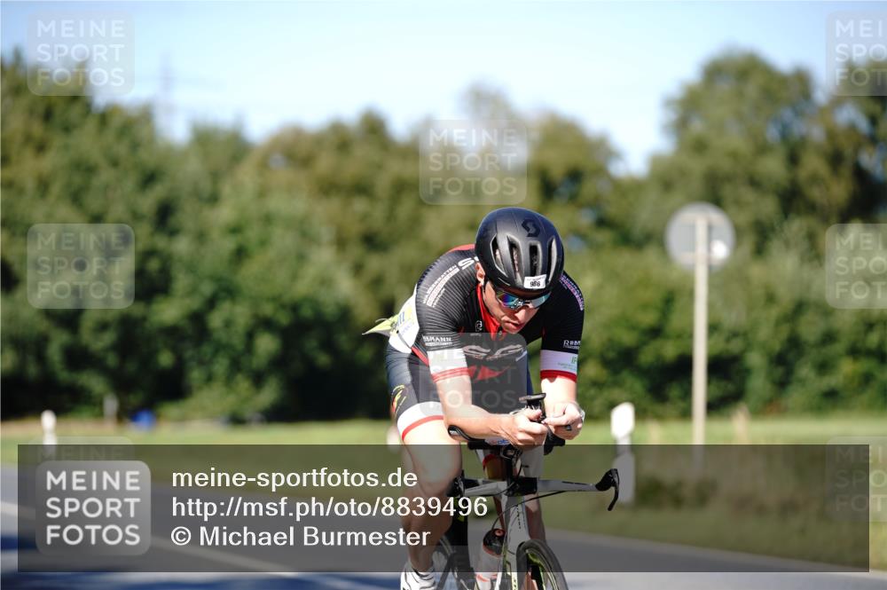 07.09.2025 - 19. Norderstedt Triathlon Michael Burmester http://msf.ph/oto/8839496 07.09.2025 14:43:09 Radfahren 986 meine-sportfotos.de