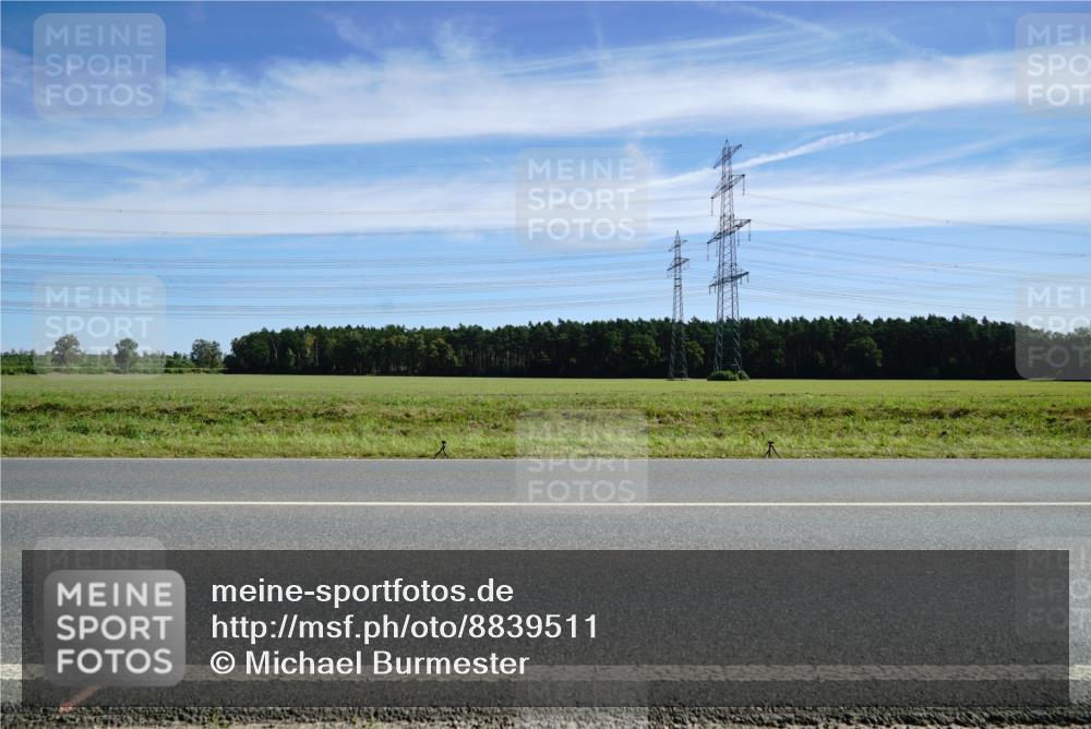 07.09.2025 - 19. Norderstedt Triathlon Michael Burmester http://msf.ph/oto/8839511 07.09.2025 12:13:58 Radfahren  meine-sportfotos.de