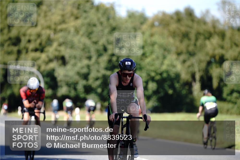07.09.2025 - 19. Norderstedt Triathlon Michael Burmester http://msf.ph/oto/8839523 07.09.2025 14:43:22 Radfahren 960, 995 meine-sportfotos.de
