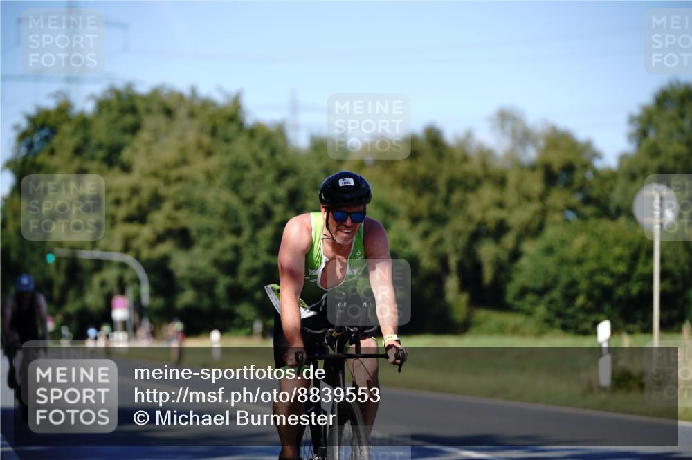 07.09.2025 - 19. Norderstedt Triathlon Michael Burmester http://msf.ph/oto/8839553 07.09.2025 14:43:57 Radfahren 395, 1005 meine-sportfotos.de
