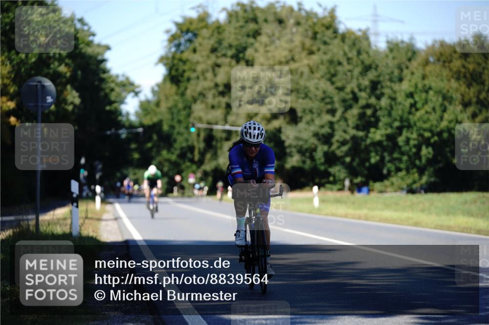 07.09.2025 - 19. Norderstedt Triathlon Michael Burmester http://msf.ph/oto/8839564 07.09.2025 14:44:03 Radfahren 395, 1447 meine-sportfotos.de