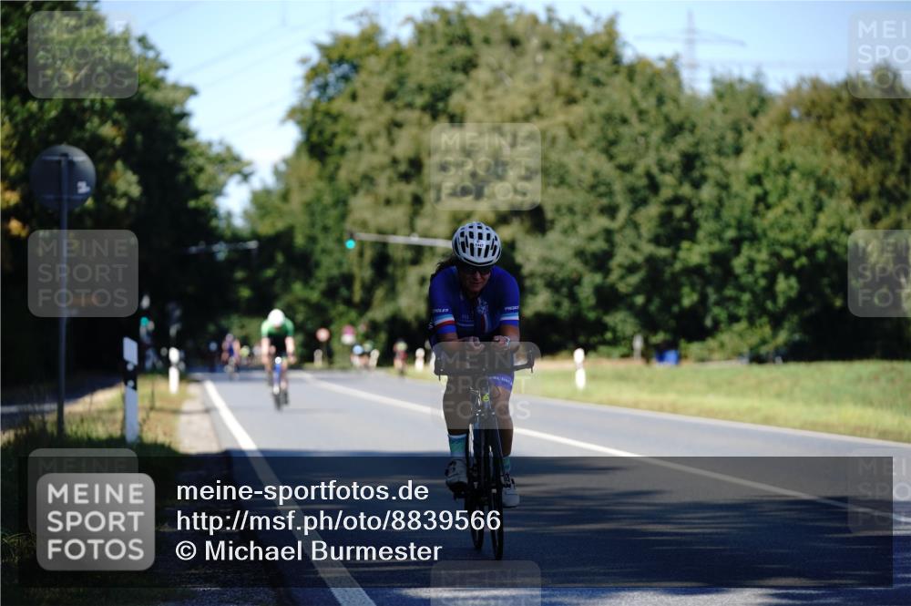 07.09.2025 - 19. Norderstedt Triathlon Michael Burmester http://msf.ph/oto/8839566 07.09.2025 14:44:03 Radfahren 395, 1447 meine-sportfotos.de