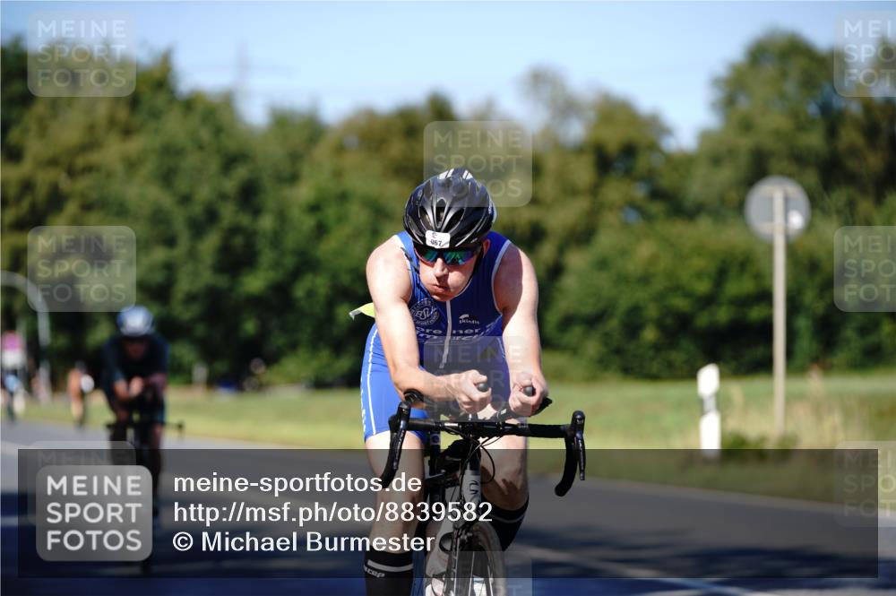07.09.2025 - 19. Norderstedt Triathlon Michael Burmester http://msf.ph/oto/8839582 07.09.2025 14:44:18 Radfahren 967, 1032, 1508 meine-sportfotos.de