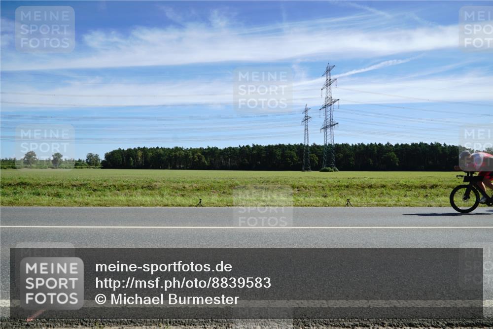 07.09.2025 - 19. Norderstedt Triathlon Michael Burmester http://msf.ph/oto/8839583 07.09.2025 12:14:30 Radfahren  meine-sportfotos.de